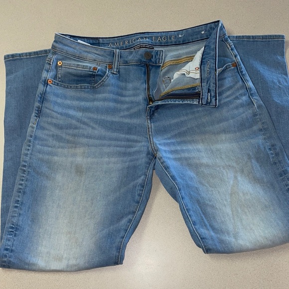 American Eagle Next Level Airflex jeans - Picture 2 of 4